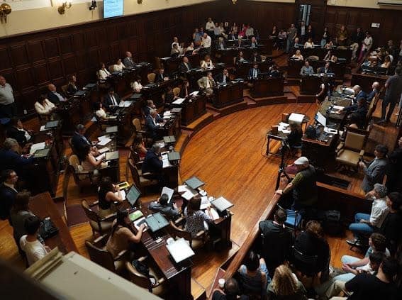 Diputados de Mendoza aprobó la Declaración de Impacto Ambiental de 34 proyectos mineros.