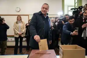 Álvaro Delgado quedó confirmado como candidato presidencial por el Partido Nacional en Uruguay