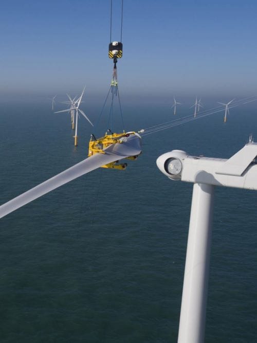 Energía eólica marina. Jan De Nul redefinió su identidad como Constructores del Mundo porque añadió numerosas actividades y es mucho más que una empresa de dragado.