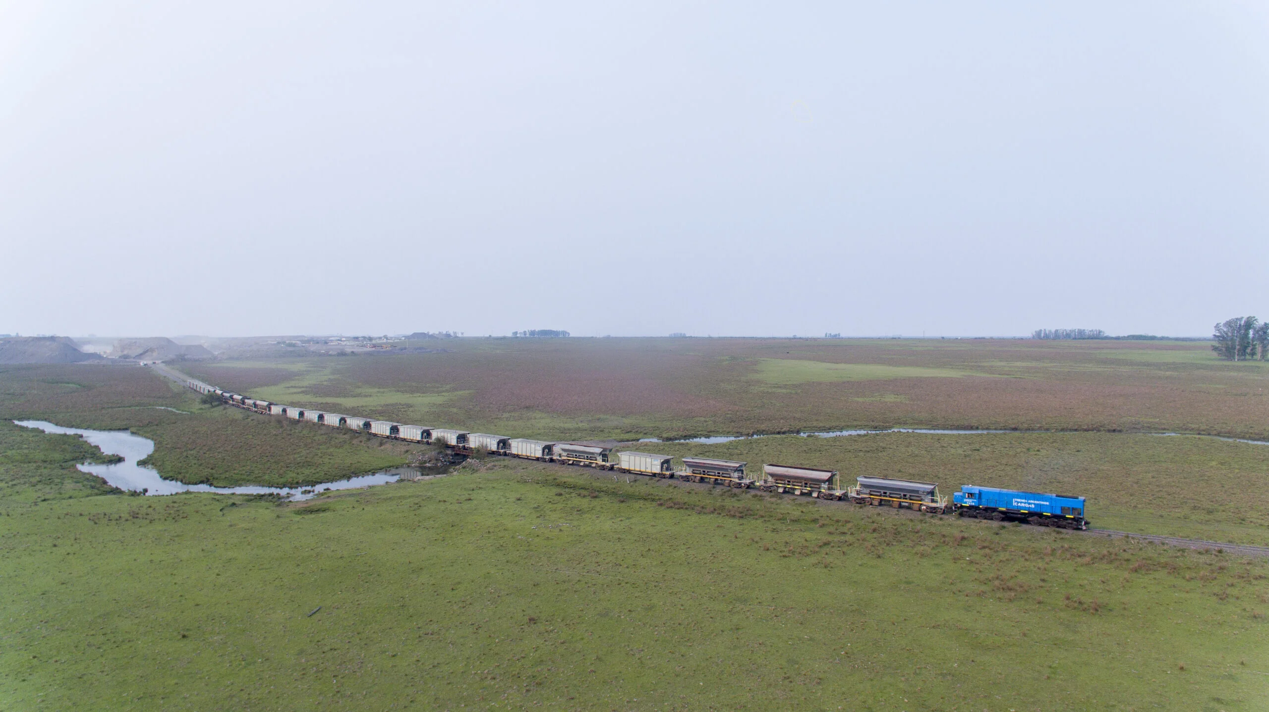 FOTO - AUMENTA EL USO DEL TREN DE CARGA LAS CLAVES DE UN NUEVO RÉCORD