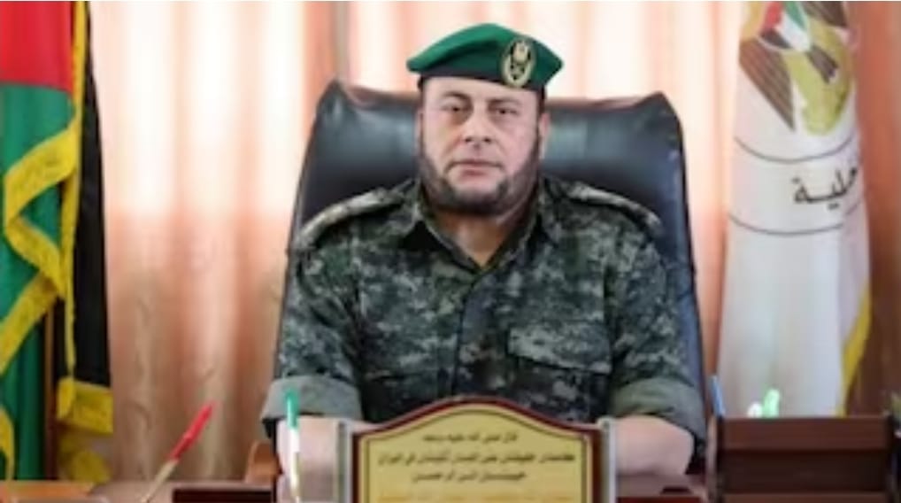 El Comandante de la Fuerza de Seguridad Nacional de Hamás, Jihad Muhisen, fue ajusticiado junto con su familia en un ataque dirigido a su casa en el barrio Sheikh Radwan al norte de la ciudad de Gaza.
