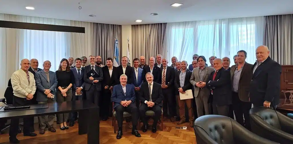 Ricardo D. Marra fue electo como presidente de la Bolsa de Cereales, en la reunión de Consejo Directivo que se llevó a cabo luego de la Asamblea General Ordinaria de la institución.