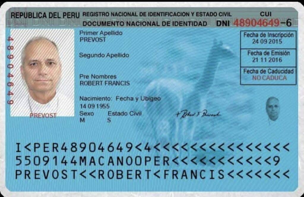Es el primer Papa de nacionalidad peruana. Aunque nació en Chicago, su amor por Perú lo llevó a aceptar la ciudadanía.