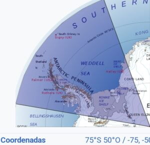 Territorio Antártico Británico (en inglés British Antarctic Territory o BAT) es la denominación que en el Reino Unido se aplica al sector de la Antártida sobre el que dicho país reclama soberanía y al que otorga la consideración jurídica de territorio británico de ultramar desde el 3 de marzo de 1962. El reclamo abarca todas las tierras al sur del paralelo 60°S, entre los meridianos 20°O y 80°O con vértice en el polo sur y con una superficie aproximada de 1.709.400 km². El territorio incluye parte de la Tierra de Coats, la península Antártica, las islas Orcadas del Sur, las Shetland del Sur, la isla Alejandro I, entre muchas otras y está habitado por el personal de investigación y apoyo del British Antarctic Survey, además del personal de las bases de otras naciones, pero no por población nativa.Esta reclamación se superpone parcialmente con el área reclamada por Chile (Territorio Chileno Antártico) y totalmente con la reclamada por Argentina (Antártida Argentina), países que no reconocen la reclamación británica. Argentina tiene un asentamiento permanente en el territorio desde 1904, la base Orcadas. Australia y Nueva Zelanda, ambos miembros de la Mancomunidad de Naciones junto al Reino Unido, reconocen al Territorio Antártico Británico, y recíprocamente, el Reino Unido reconoce sus respectivas reclamaciones sobre el continente. También Francia y Noruega han expresamente reconocido la reclamación británica.