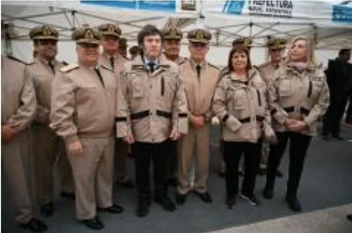 Javier Milei, recibió al guardacostas USCGC James, de la Guardia Costera norteamericana.