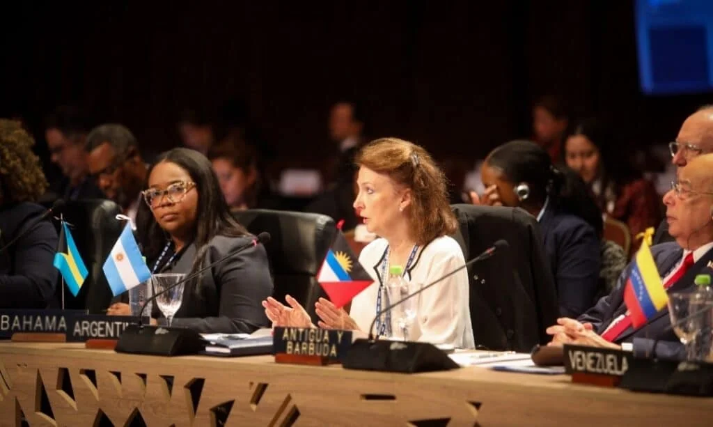 Canciller Argentina Diana Mondino.