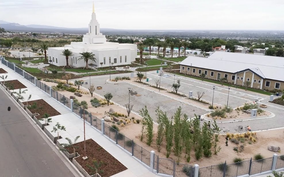 Vista aérea del templo mormón Mendoza, que incluye una iglesia y otras dependencias. Foto: Cristian Lozano