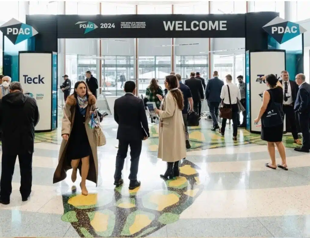Mendoza atrae inversiones mineras en la PDAC 2025