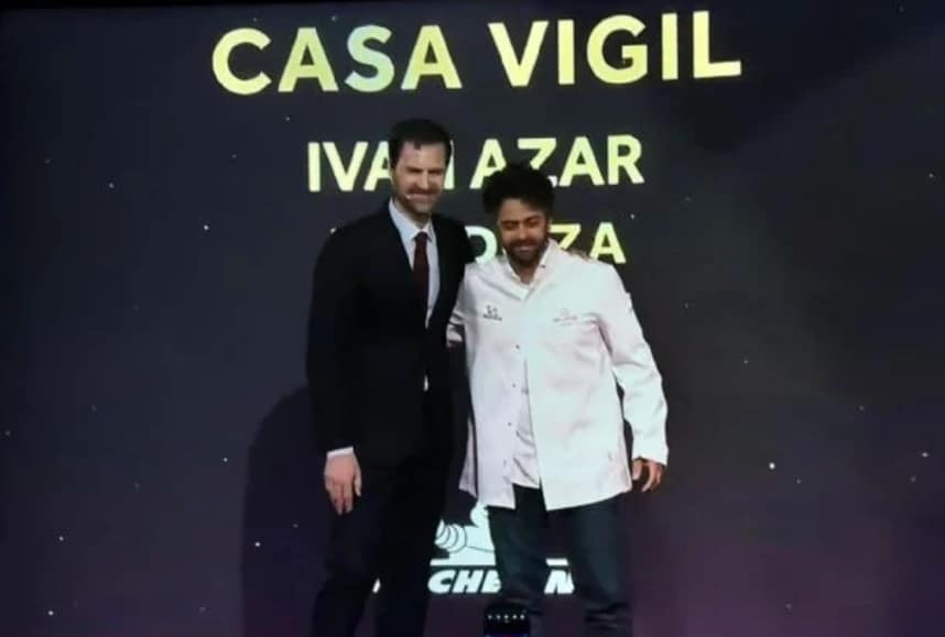 van Azar, chef de Casa Vigil, uno de los ganadores de Estrella Michelin 2024.
