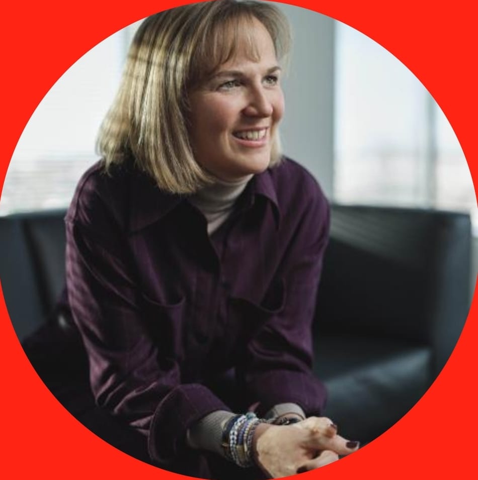 Julie De Nul, directora ejecutiva de Jan De Nul puso en palabras esta evolución de las capacidades operativas de la empresa. “Hoy hacemos mucho más que hace diez años".
