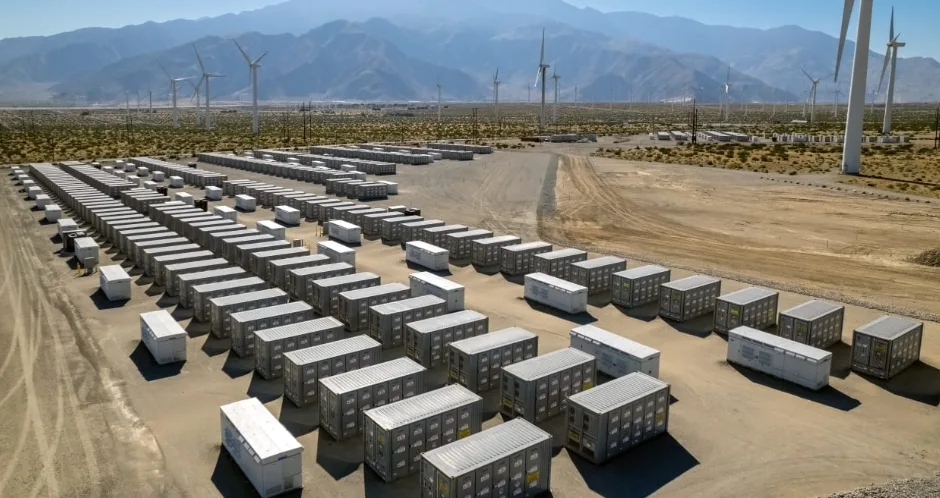 China lidera los 20 países con más capacidad de almacenar energía en baterías