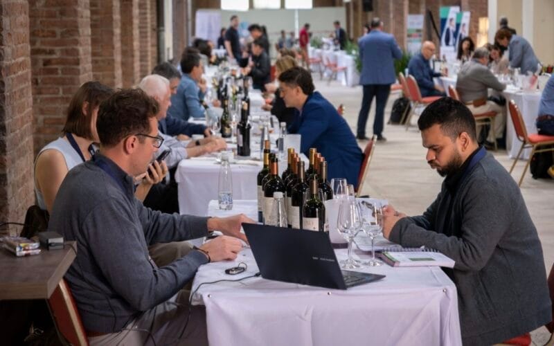 Screenshot_20251010_114025_Samsung Internet