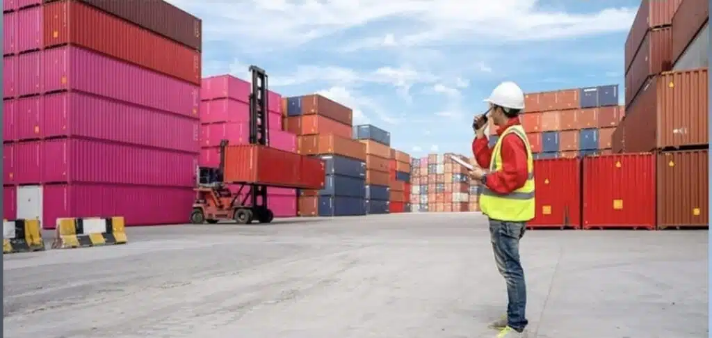 Las exportaciones de Indonesia crecieron 8.14% de enero a septiembre de este año, con un desempeño positivo en el tercer trimestre de 2025.