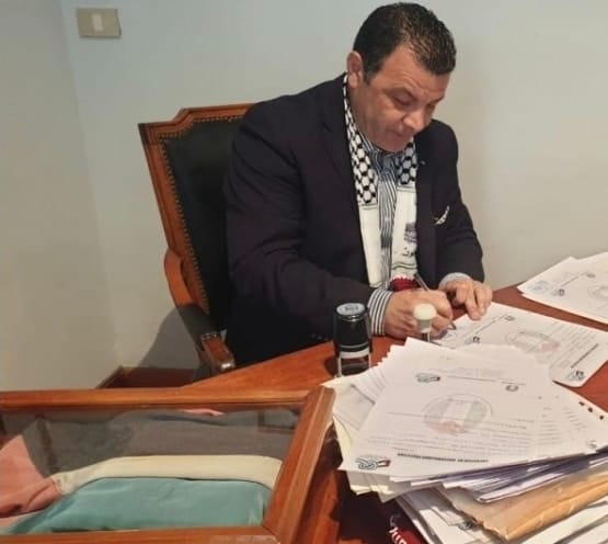 El encargado de negocios de la Casa Palestina en Buenos Aires, Riad Al-Halabi Al-Halabi, señaló que solicitar la “ciudadanía palestina simbólica” es un "acto solidario y humano".