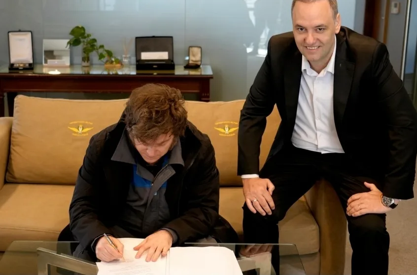 Screenshot_20251211_221818_Chrome