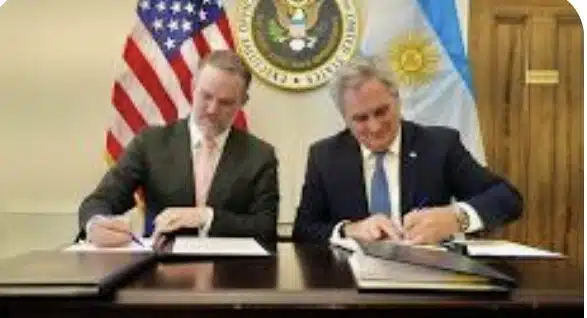 Argentina es el primer país de América del Sur que firma un acuerdo de comercio e inversiones con EEUU