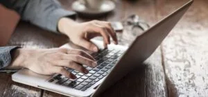 emprendedores-tec-e1661668118935-700x329